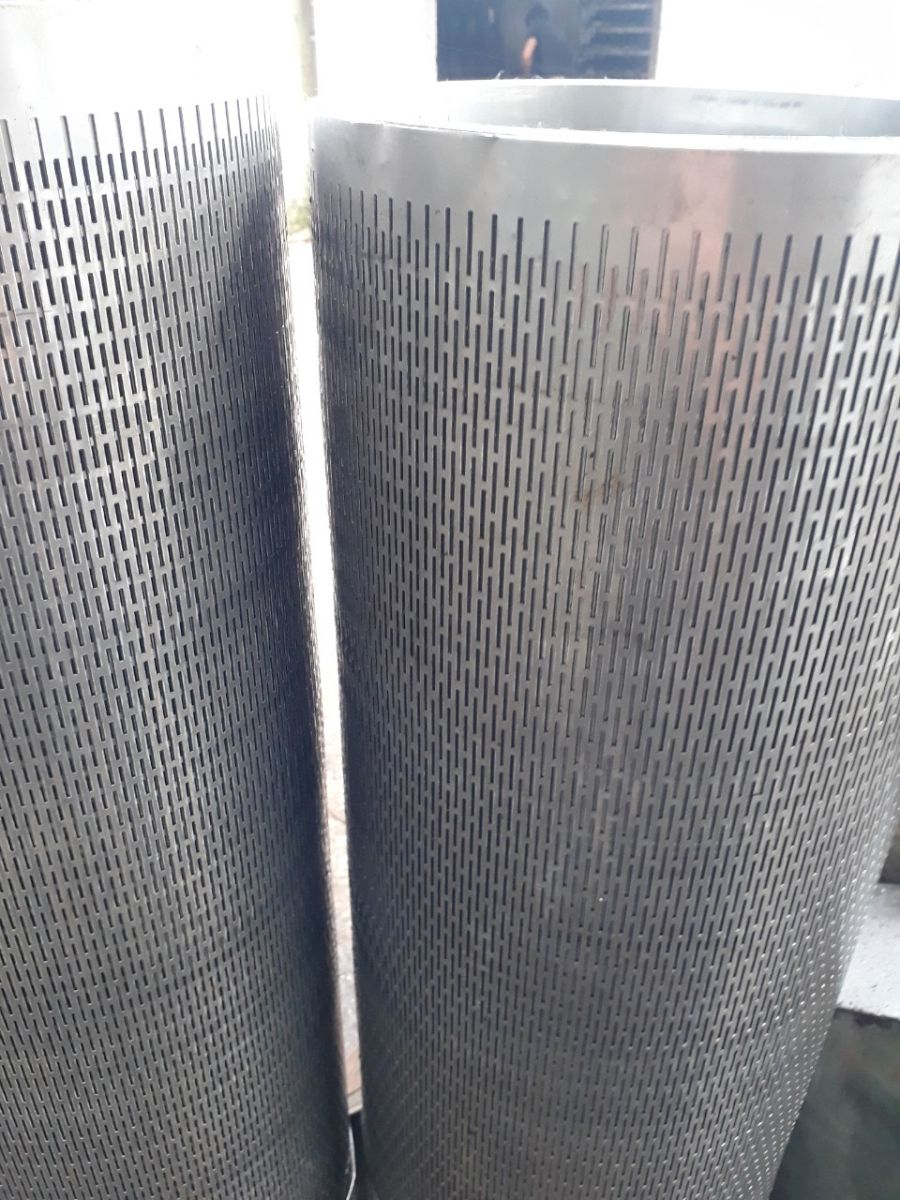 THÉP TẤM ĐỤC LỖ