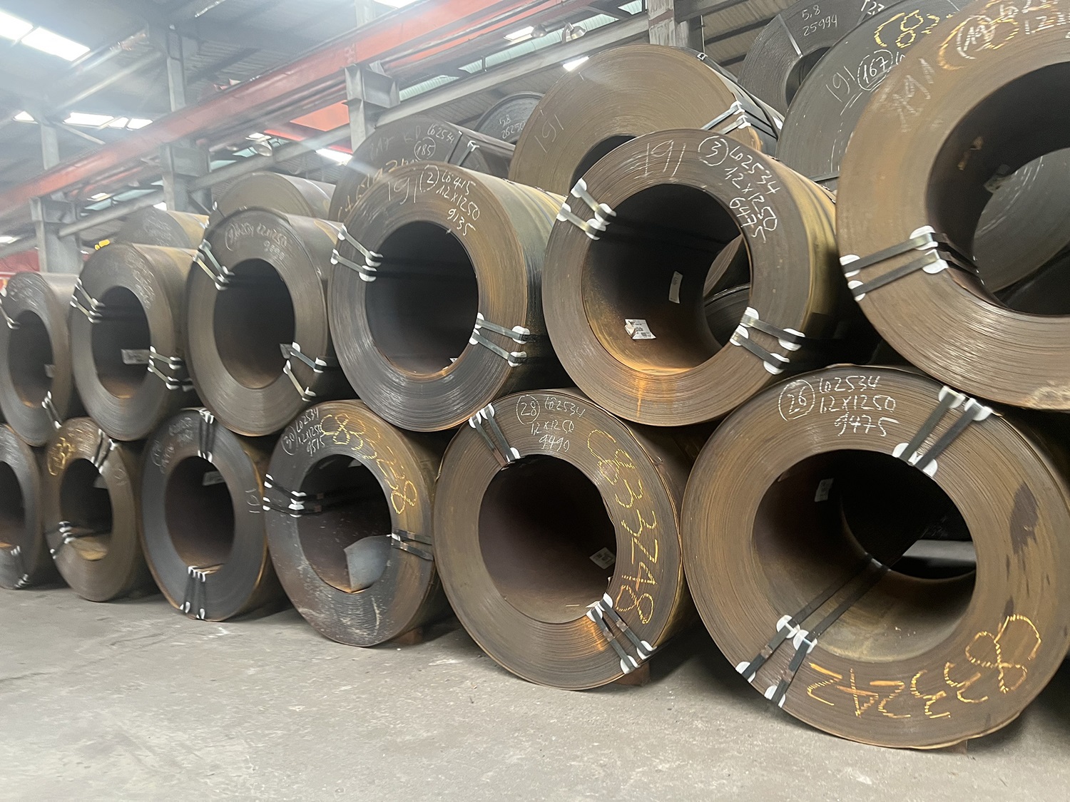 THÉP TẤM CÁN DẠNG CUỘN TRÒN